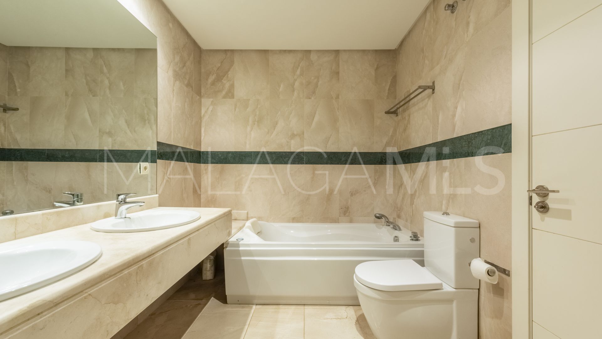 Apartamento planta baja for sale with 1 bedroom in Vista Real