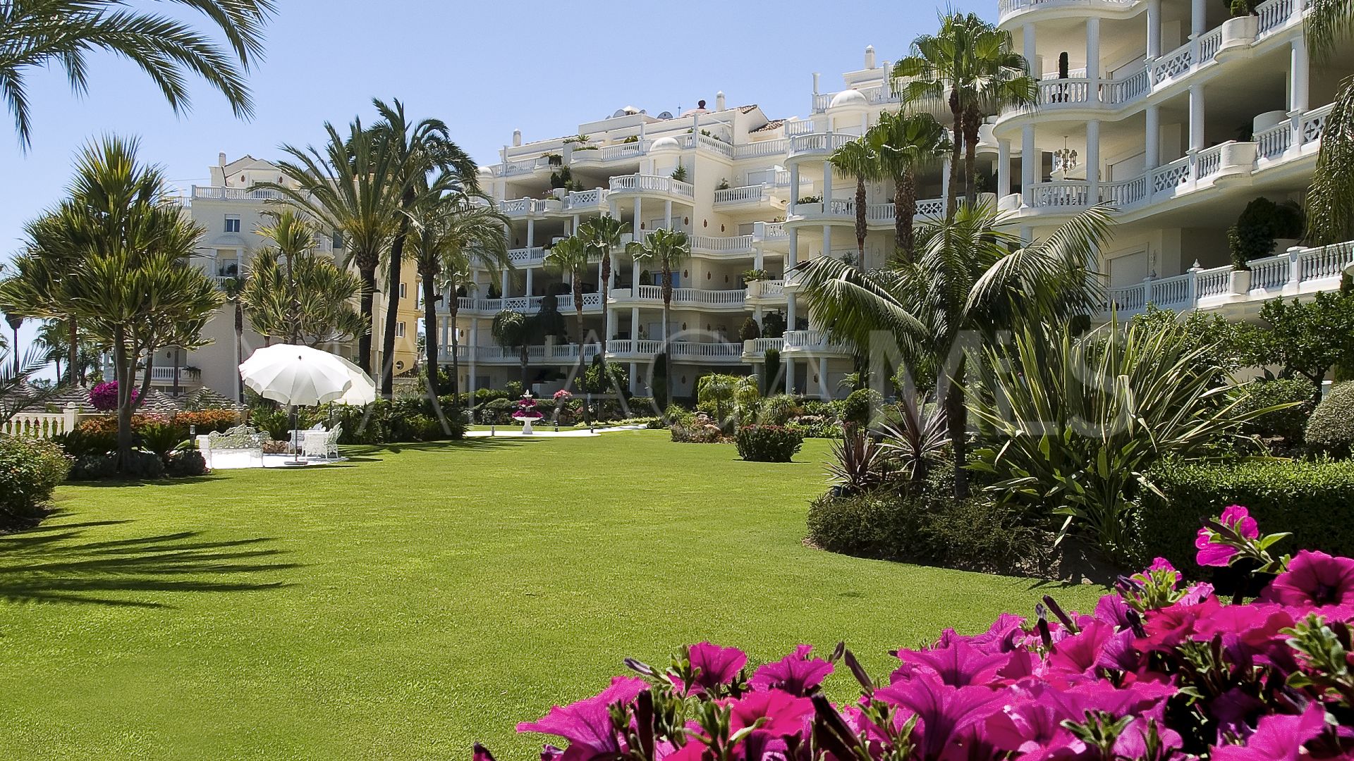 Buy apartamento with 3 bedrooms in Las Dunas Park