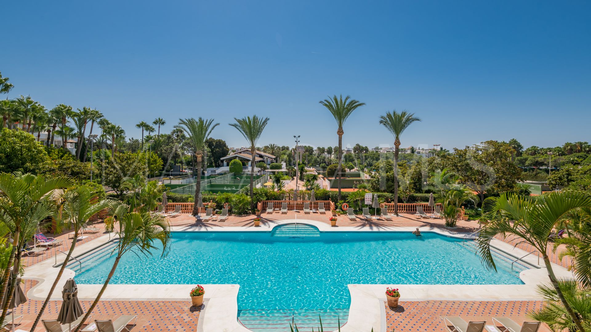 Atico duplex for sale with 3 bedrooms in Marina Puente Romano