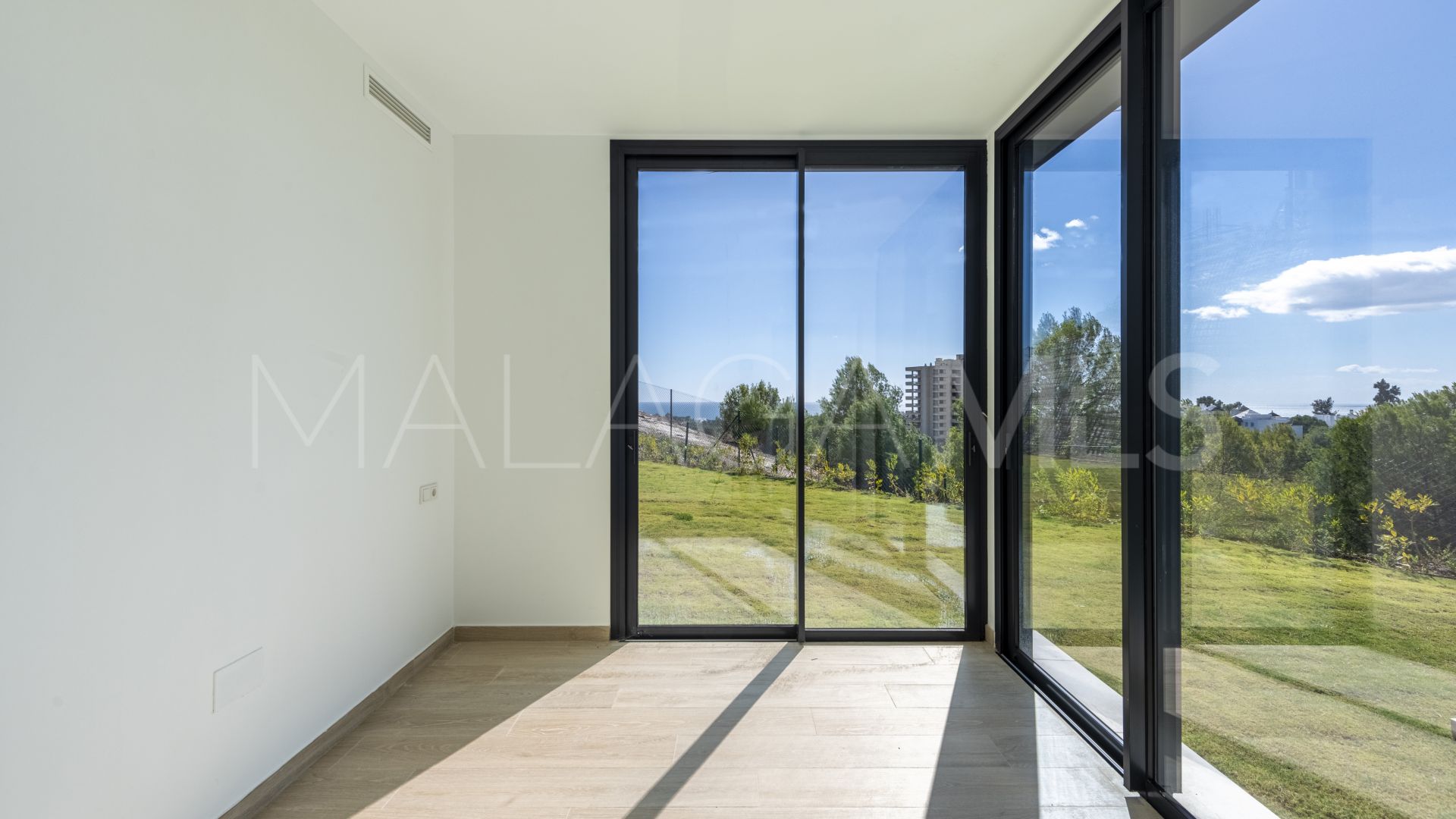 Reihenhaus for sale in Rio Real Golf