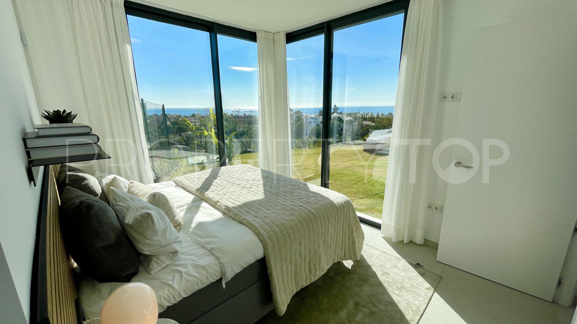 6 bedrooms Rio Real Golf town house for sale