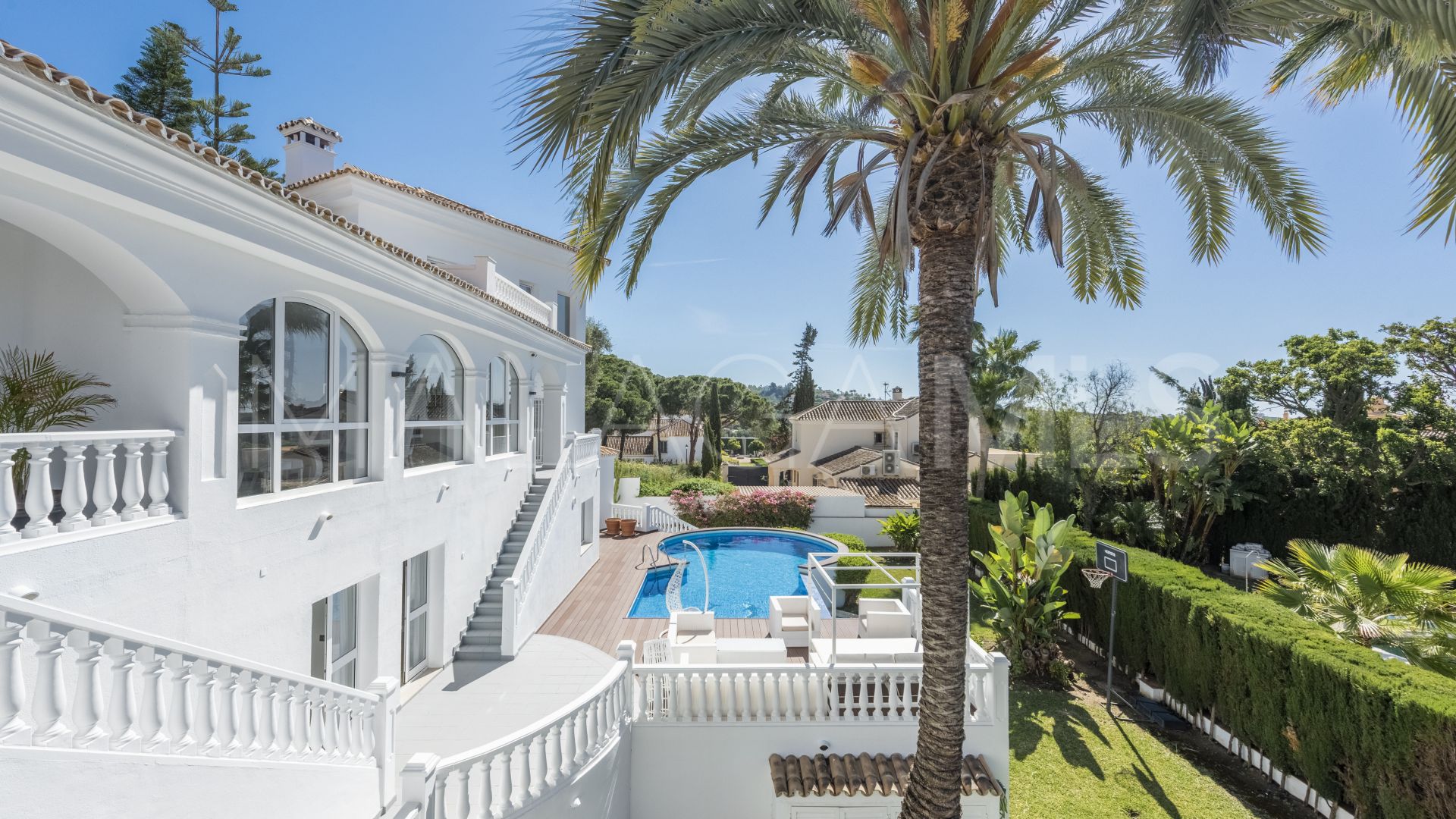Villa for sale in Santa Maria