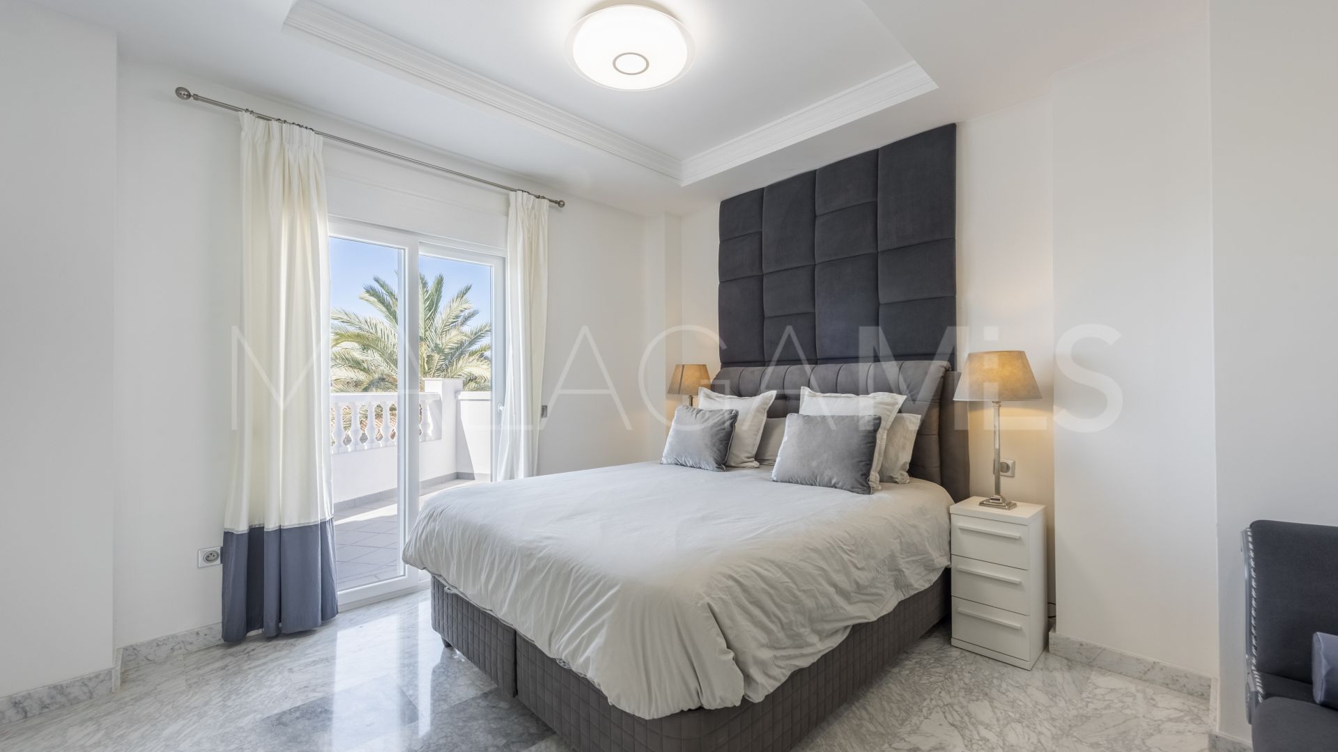 Villa for sale in Santa Maria