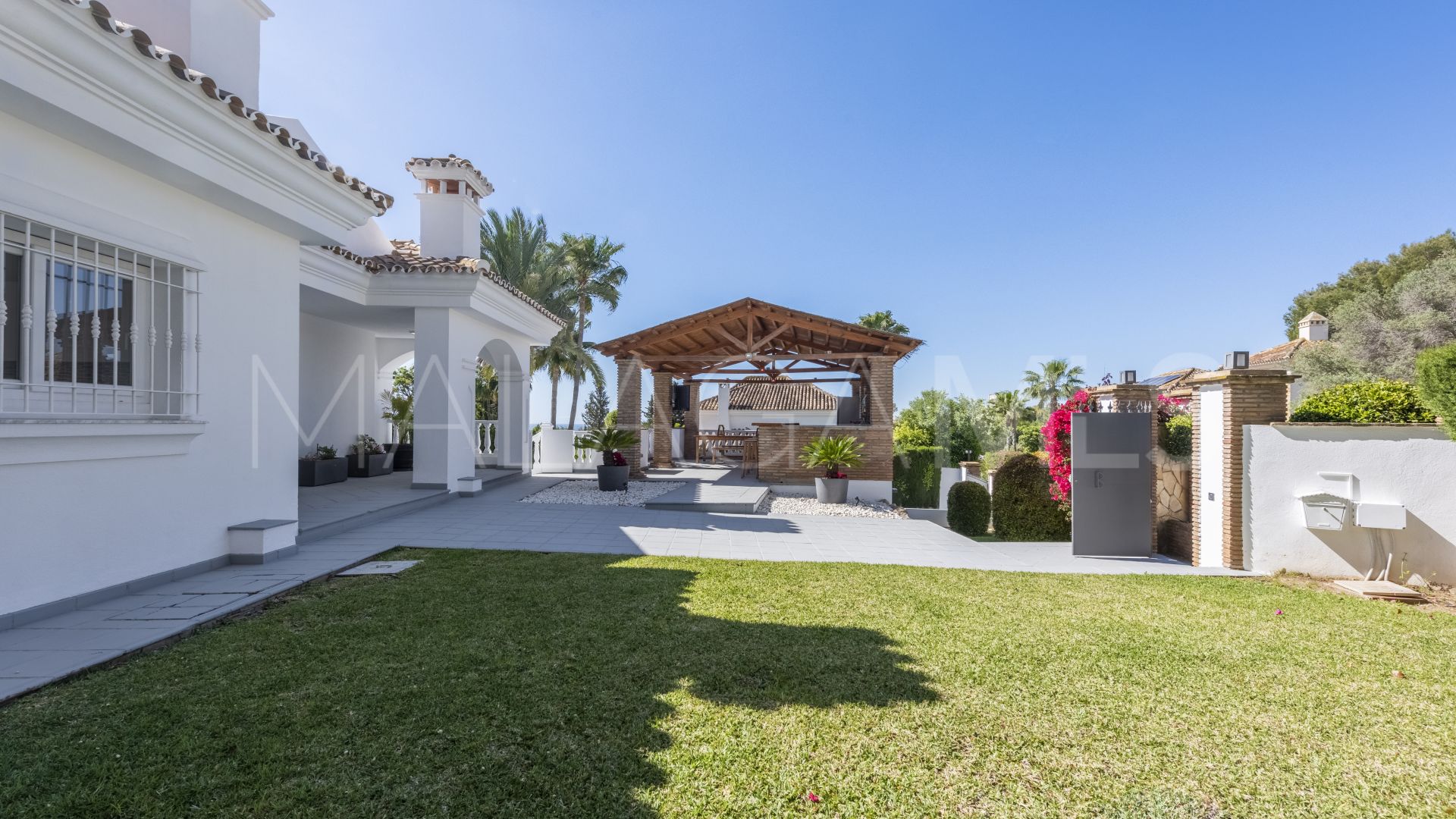 Villa for sale in Santa Maria