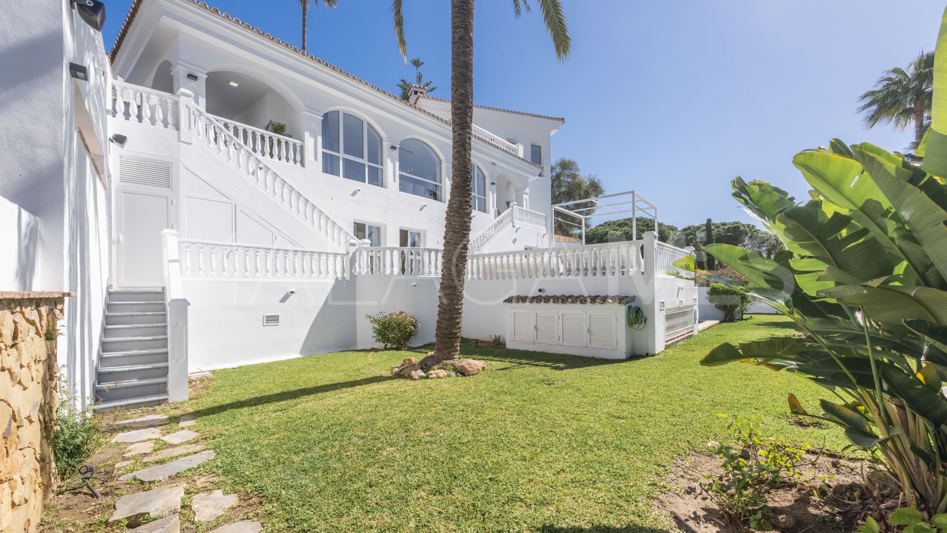 Villa for sale in Santa Maria