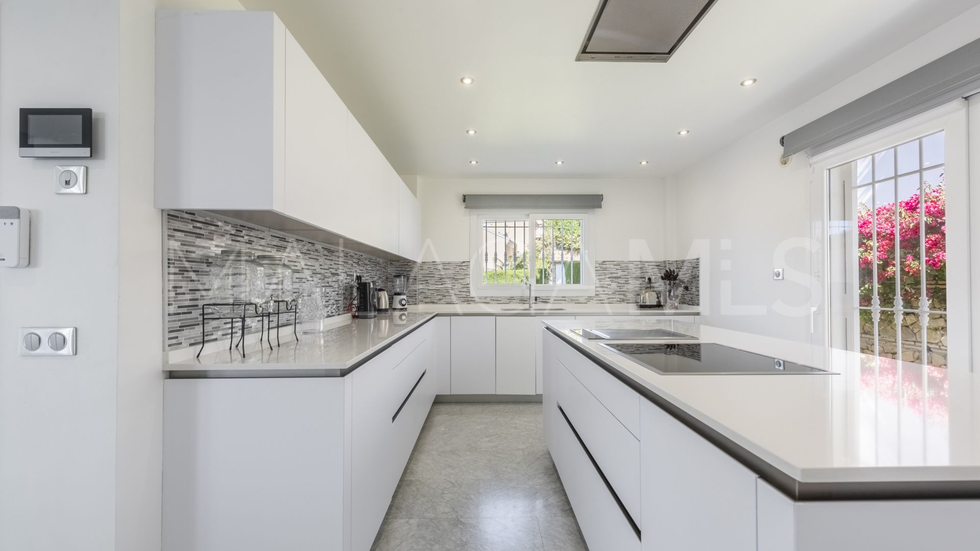Villa for sale in Santa Maria
