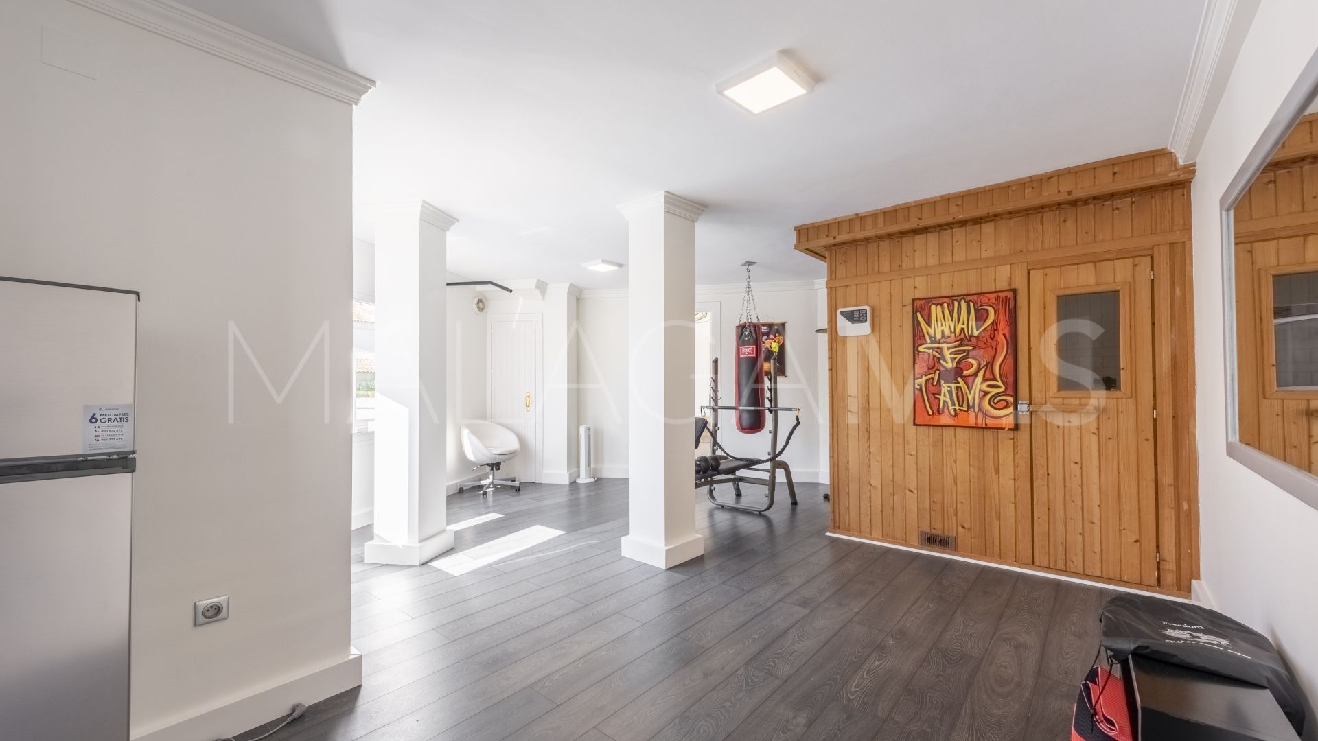 Villa for sale in Santa Maria
