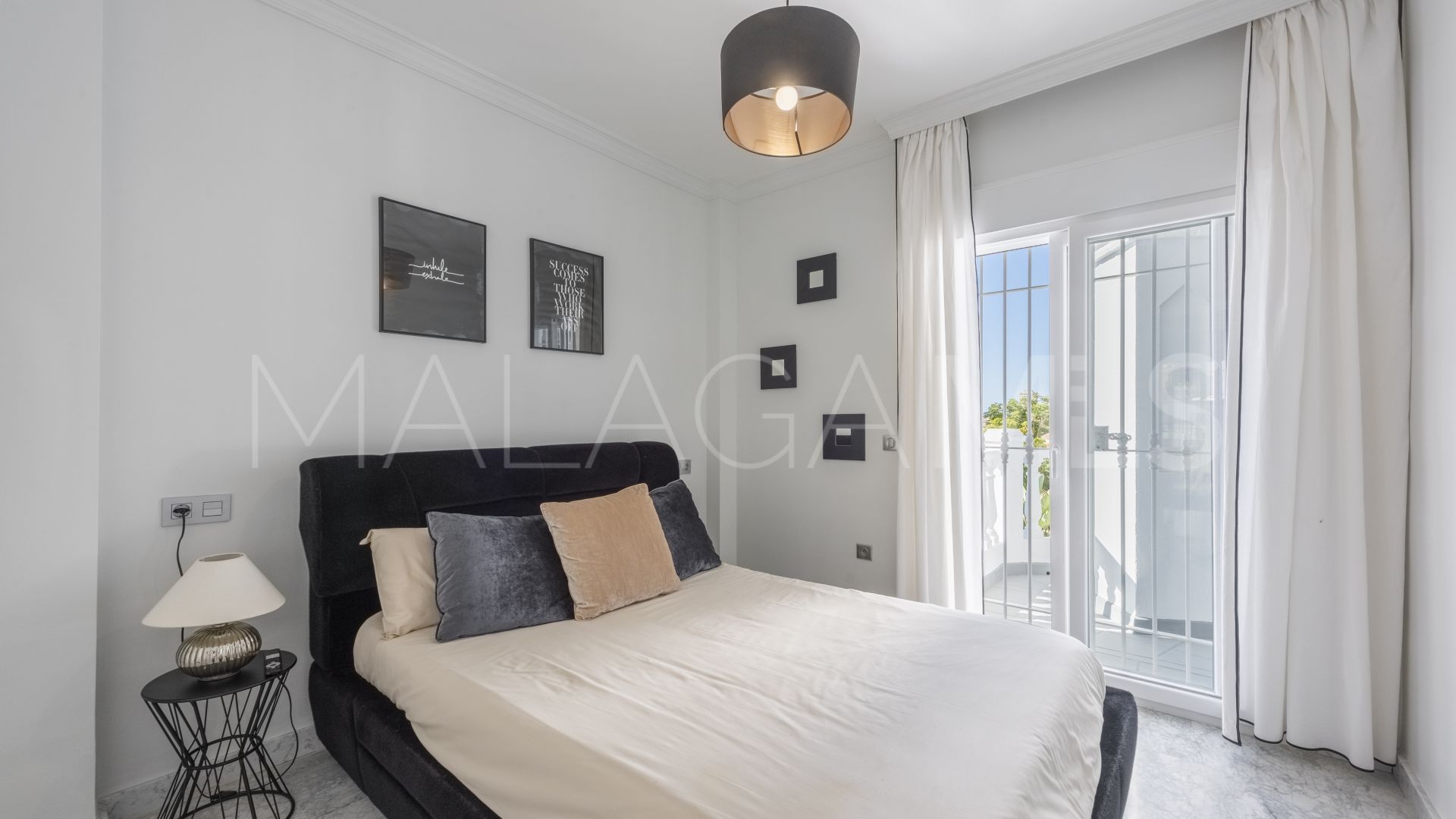 Villa for sale in Santa Maria