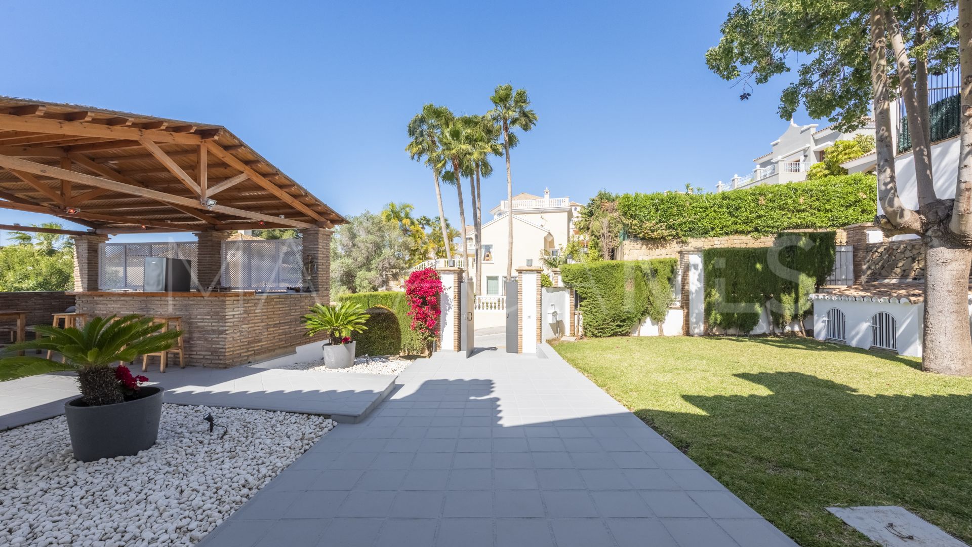 Villa for sale in Santa Maria
