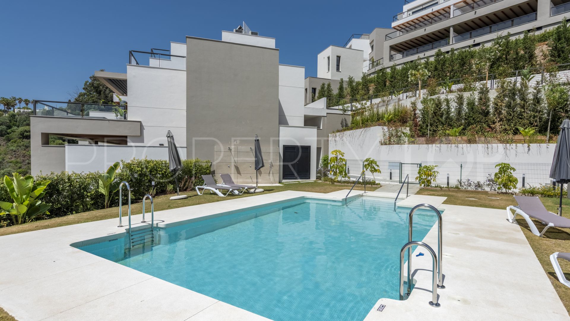 Comprar apartamento en Marbella Lake