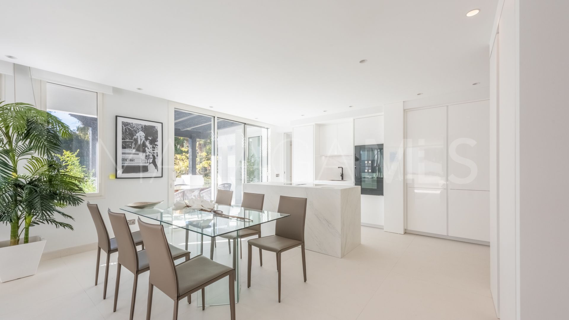 For sale apartment in Marina Puente Romano