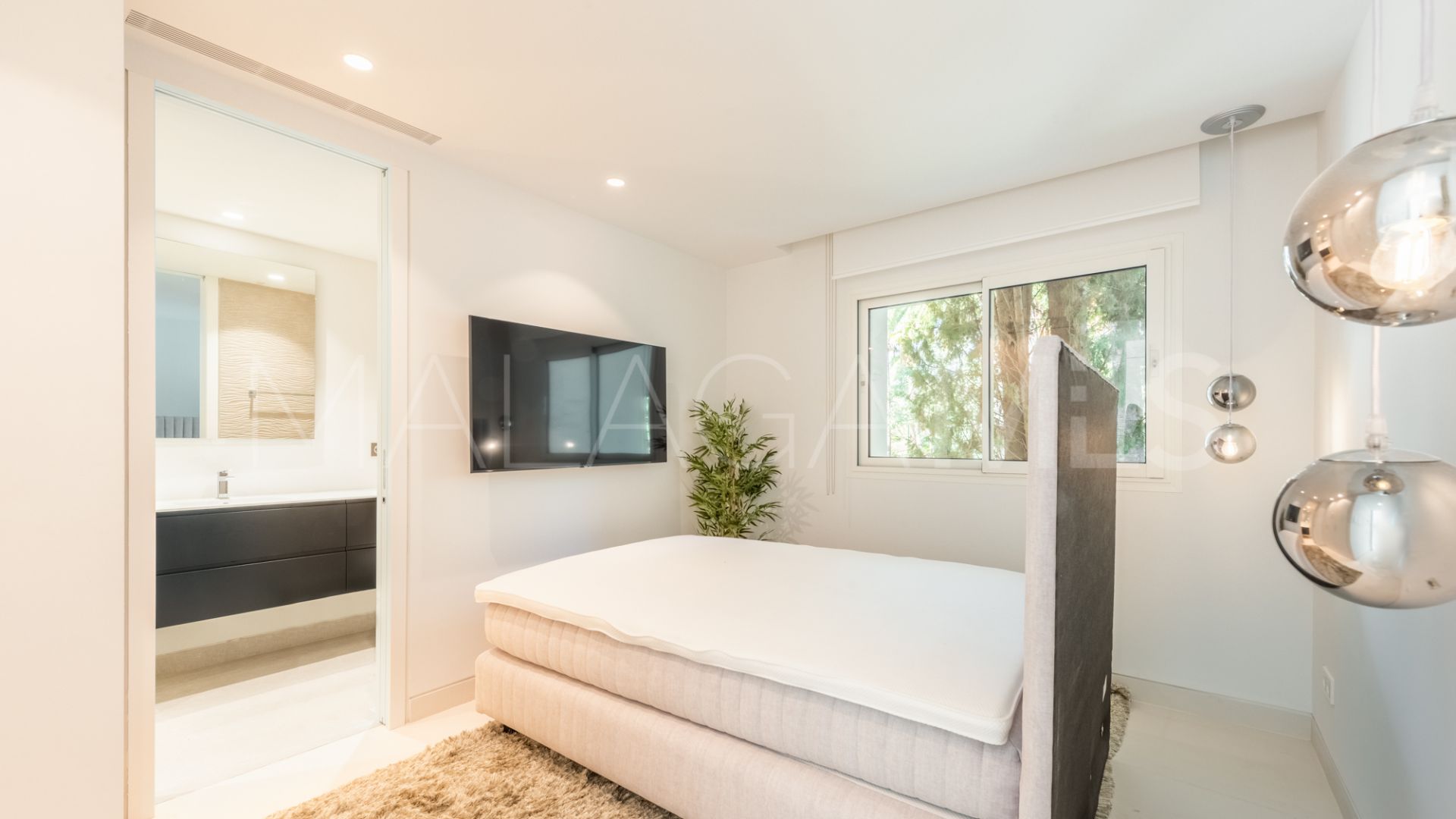 For sale apartment in Marina Puente Romano
