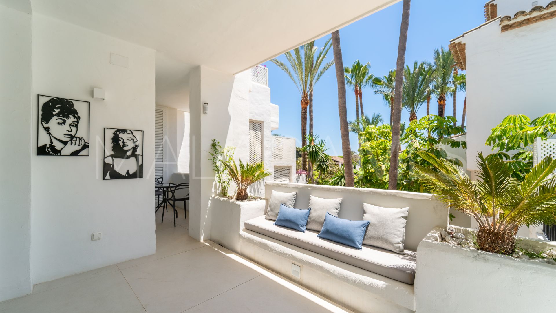 Apartment for sale in Marina Puente Romano