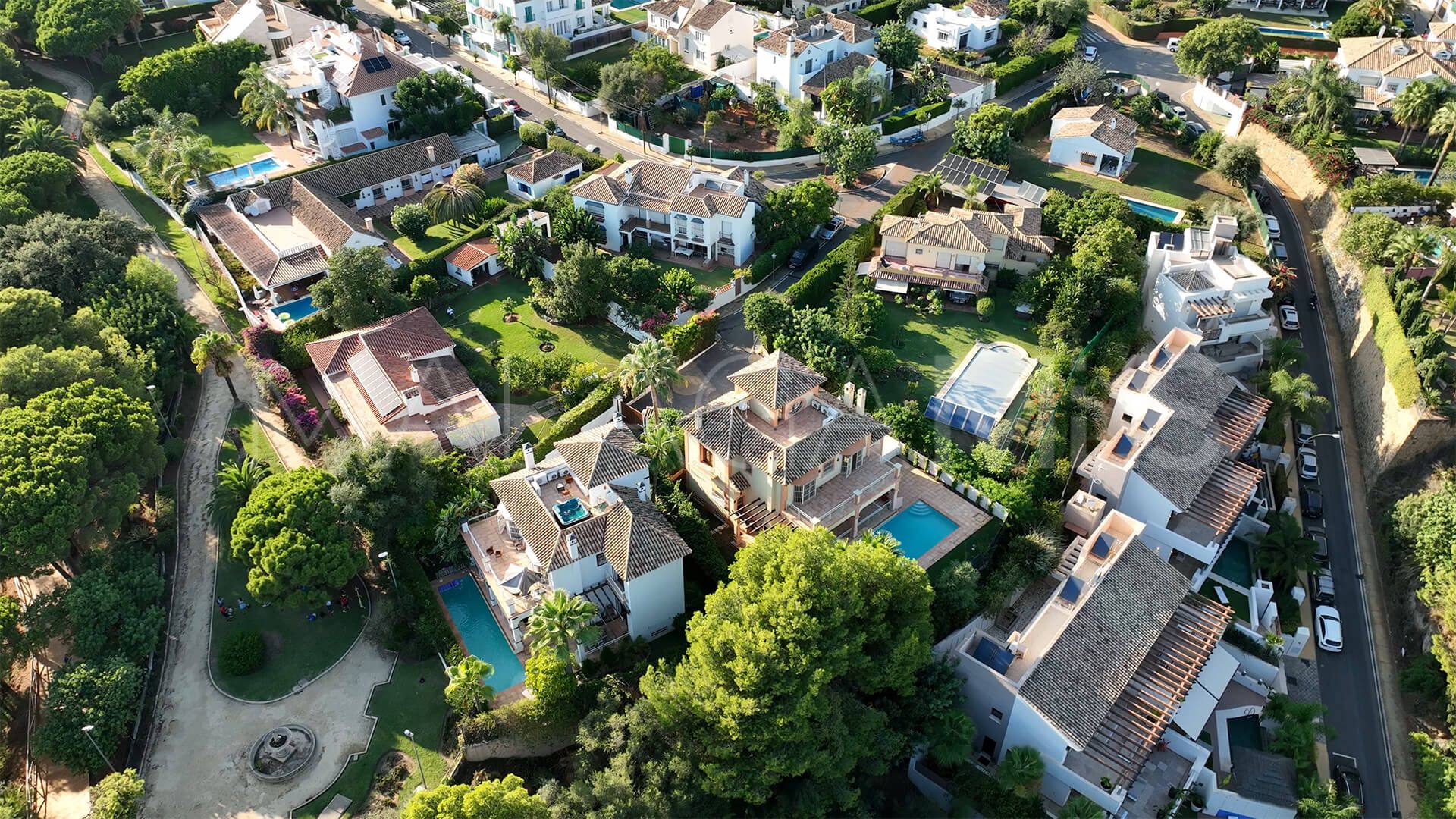 Villa for sale with 5 bedrooms in Marbella Centro