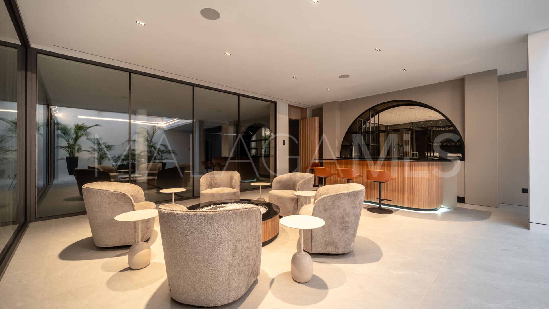 Marbella Golden Mile, villa with 5 bedrooms for sale