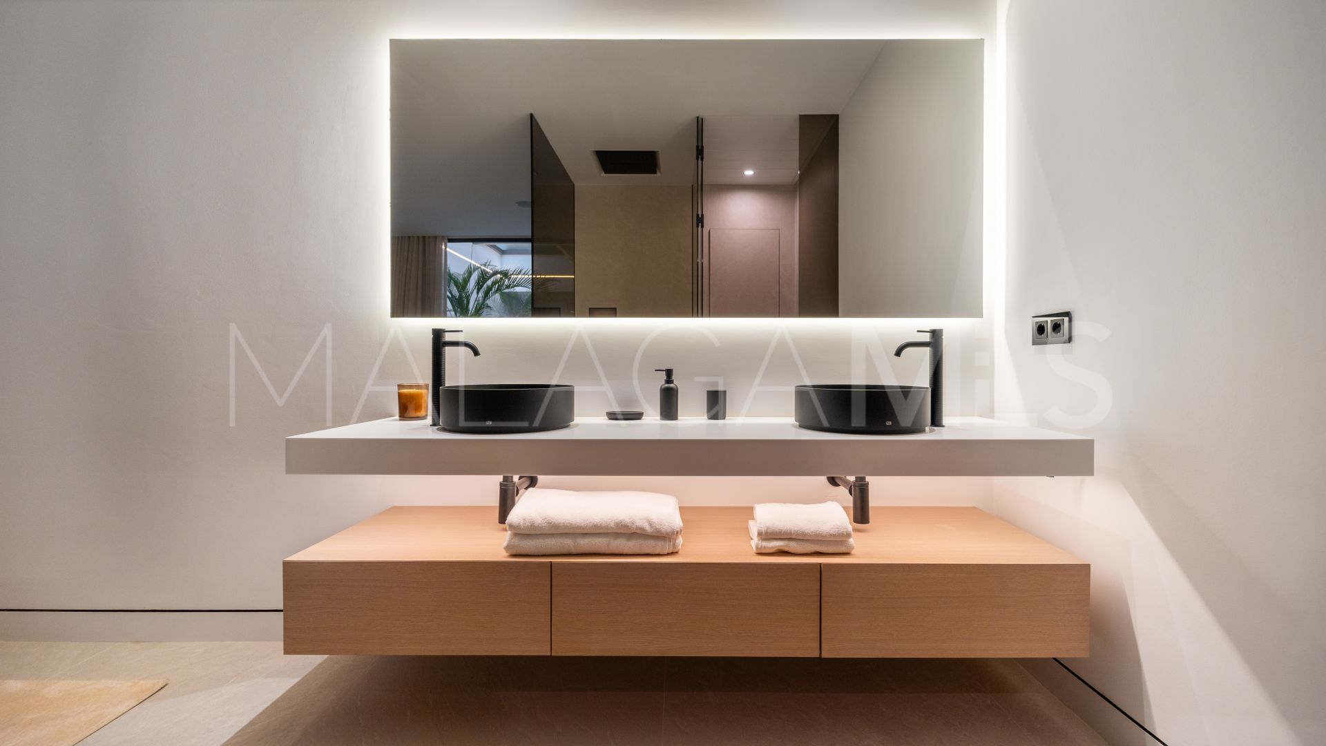 Marbella Golden Mile, villa with 5 bedrooms for sale