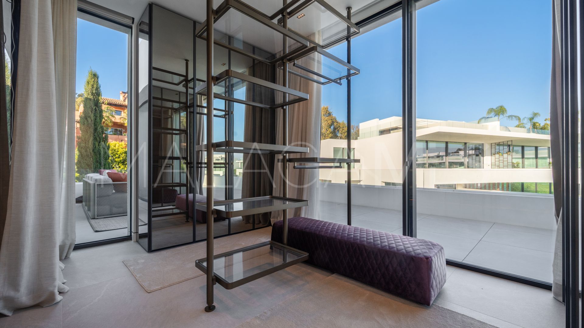 Marbella Golden Mile, villa with 5 bedrooms for sale