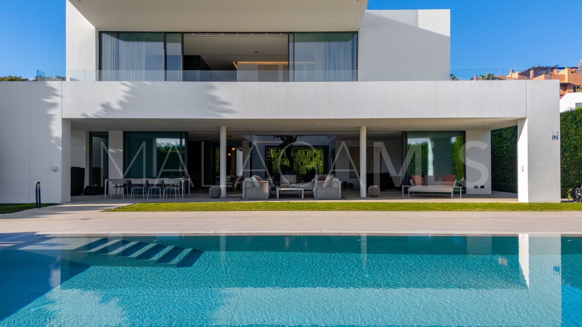 Marbella Golden Mile, villa with 5 bedrooms for sale