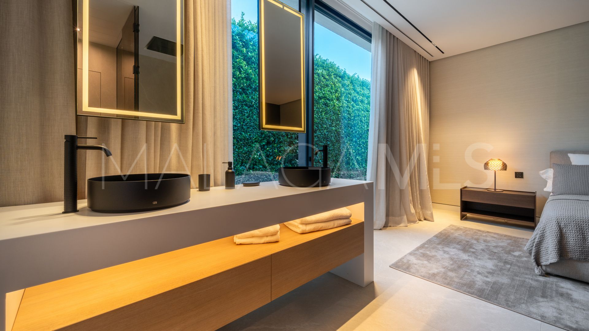 Marbella Golden Mile, villa with 5 bedrooms for sale