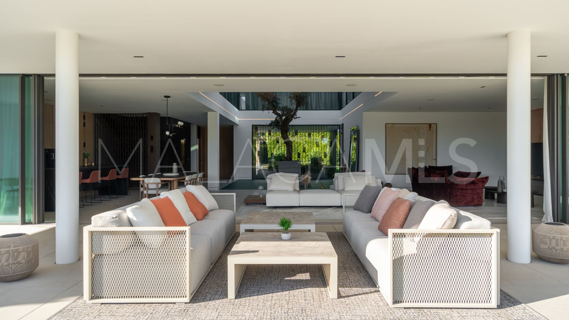 Marbella Golden Mile, villa with 5 bedrooms for sale