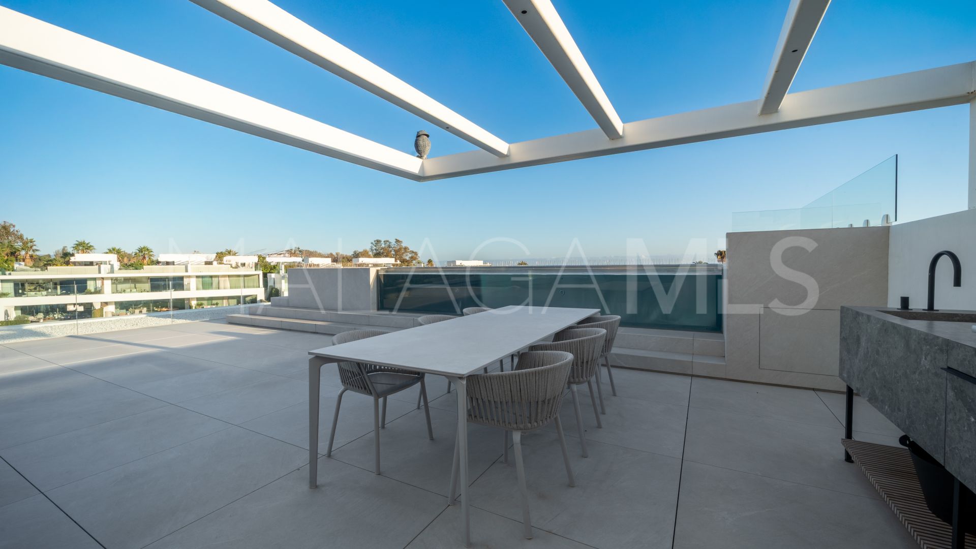 Marbella Golden Mile, villa with 5 bedrooms for sale