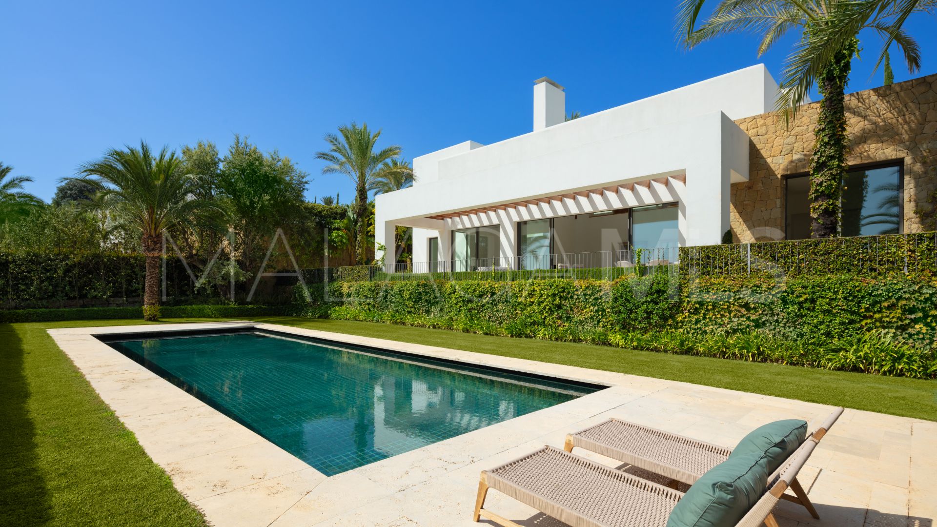 For sale Finca Cortesin villa with 6 bedrooms