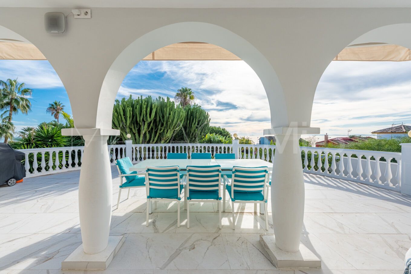 Villa for sale in El Real Panorama
