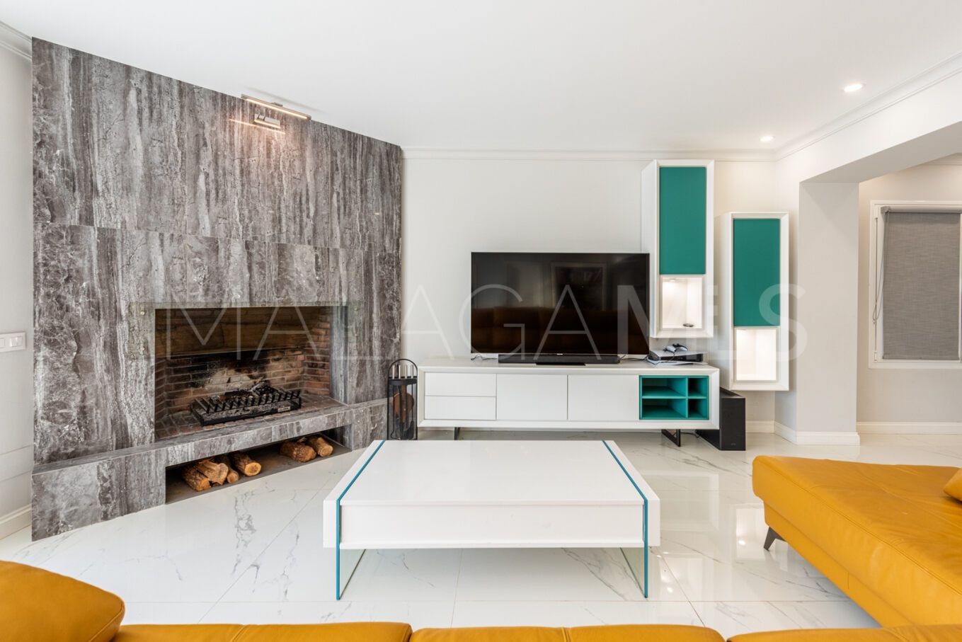 Villa for sale in El Real Panorama