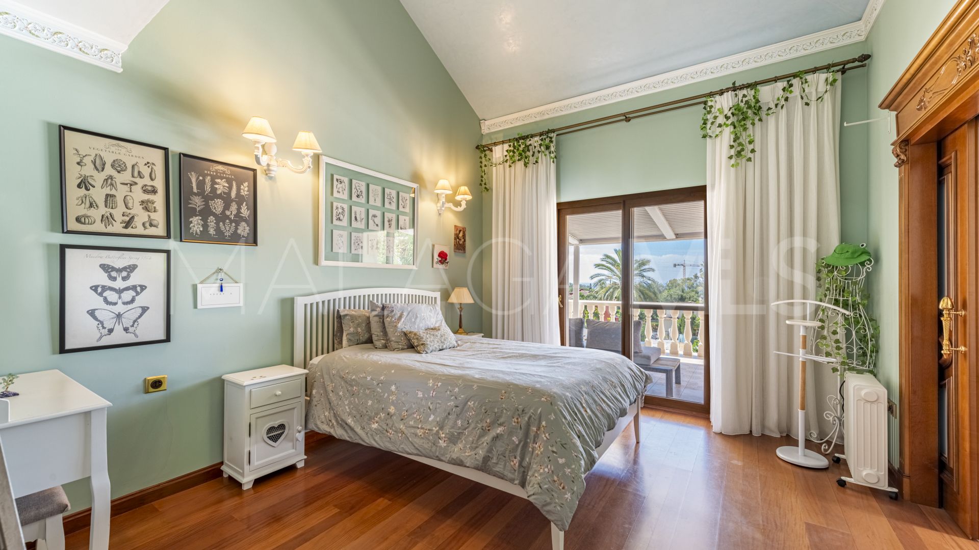 Villa for sale in Rocio de Nagüeles
