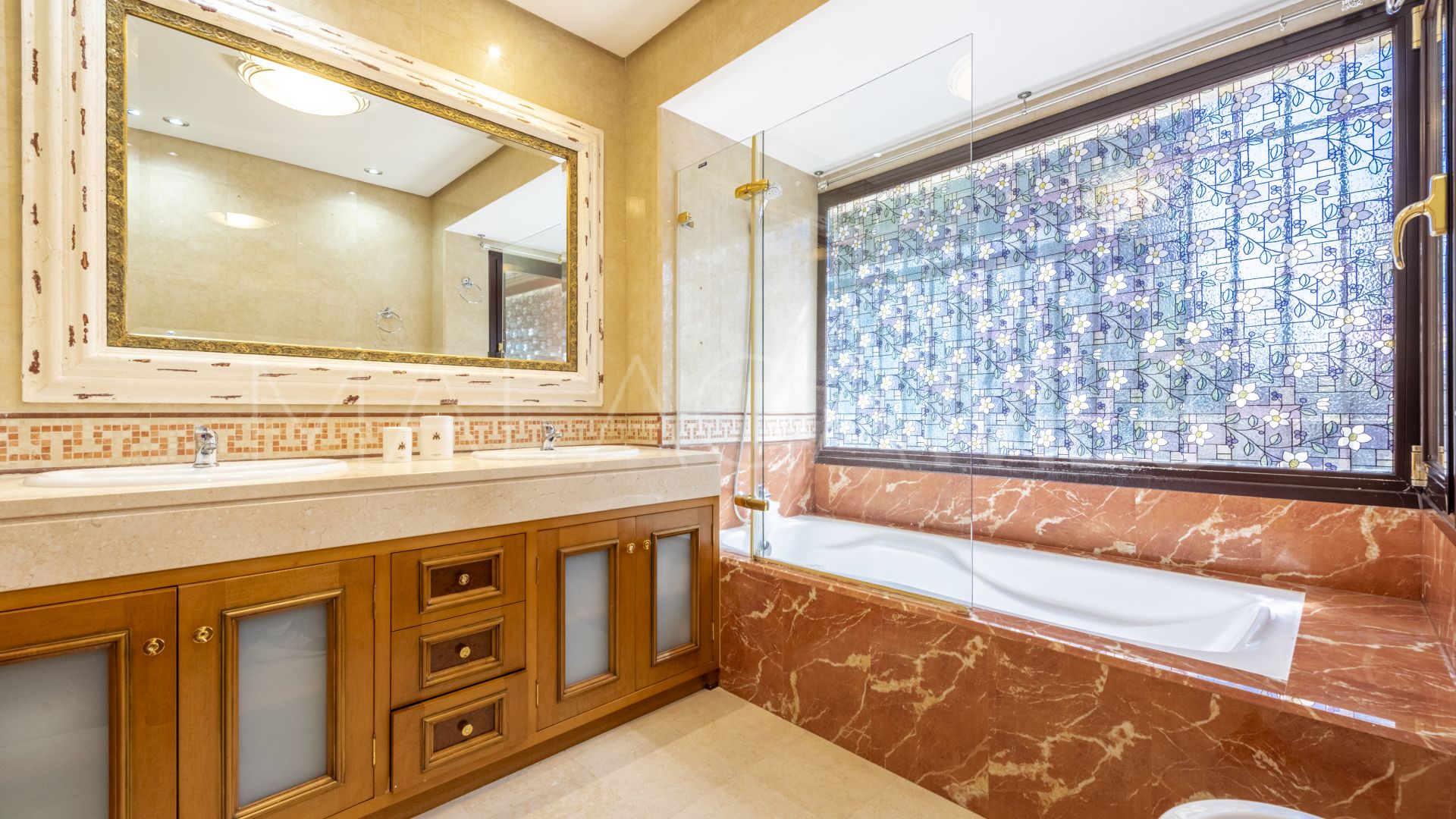 Villa for sale in Rocio de Nagüeles