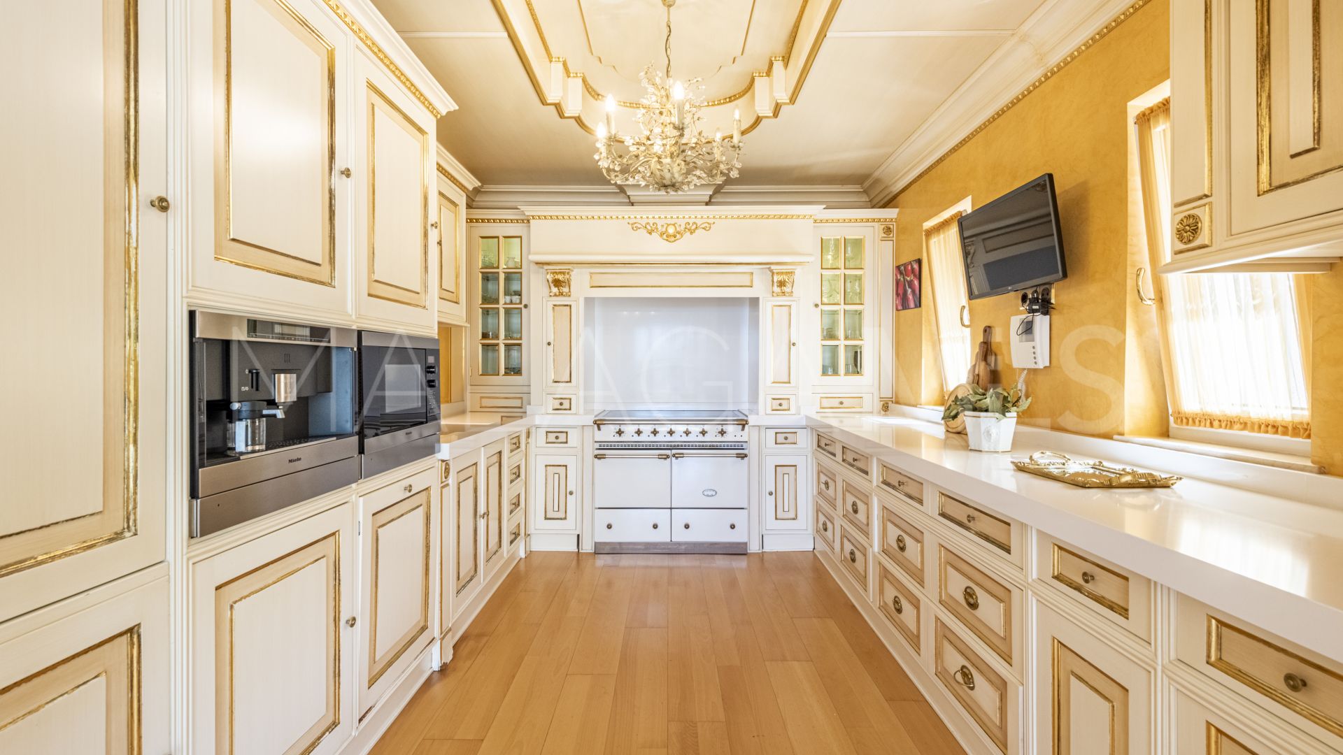 Villa for sale in Rocio de Nagüeles