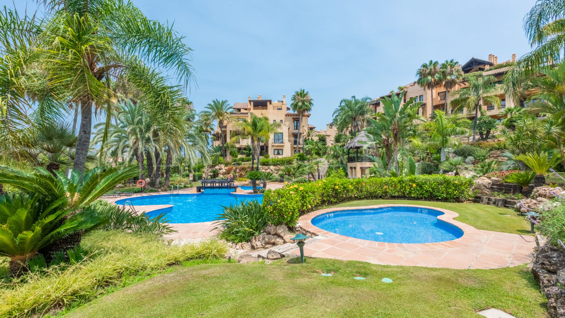 For sale El Campanario 2 bedrooms apartment