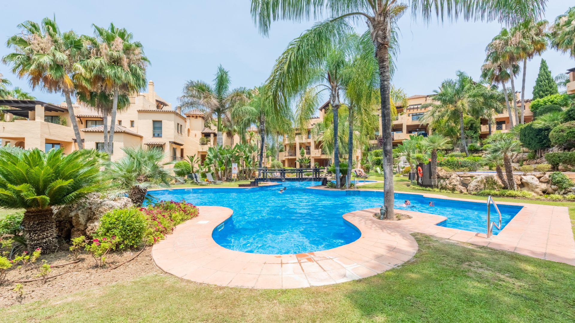 El Campanario, apartamento for sale de 2 bedrooms