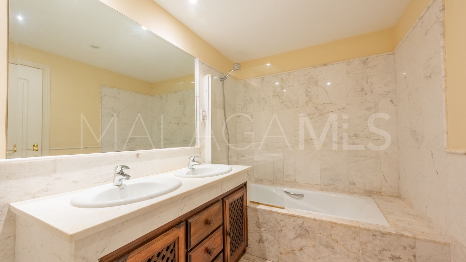 El Campanario, apartamento for sale de 2 bedrooms