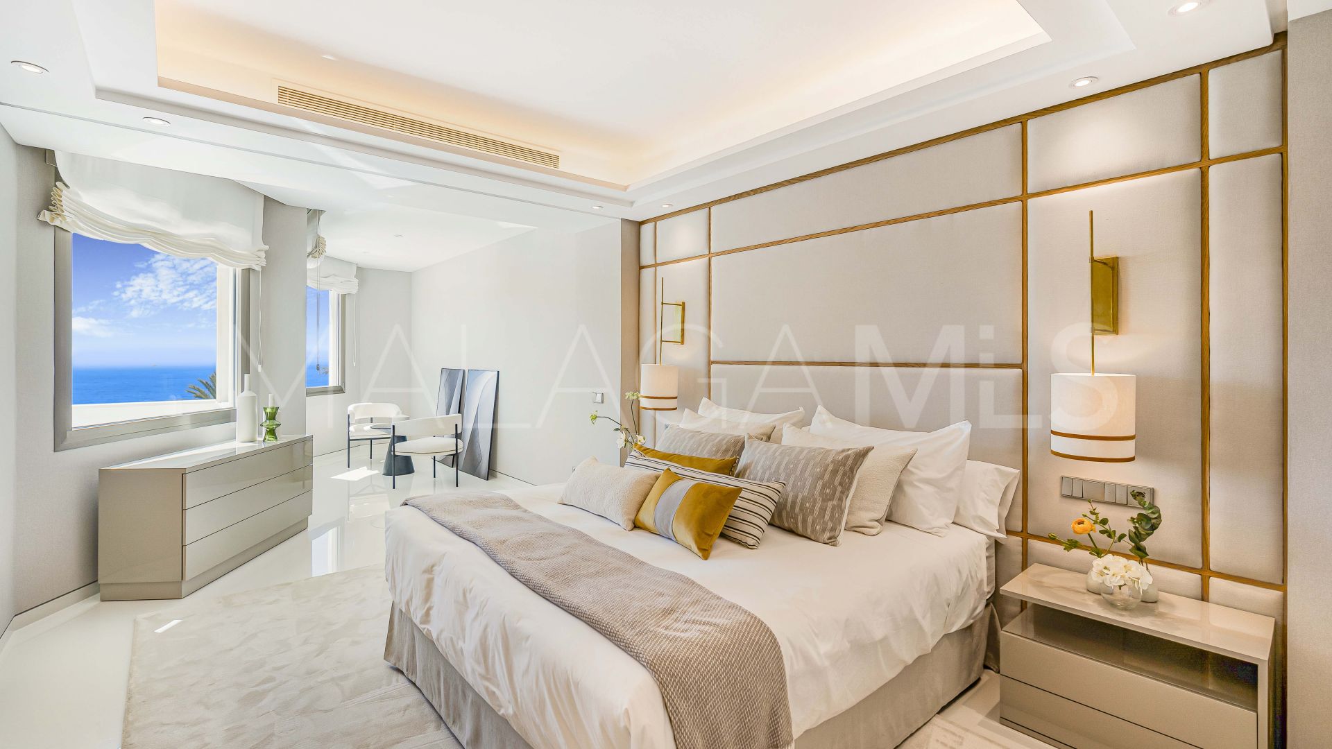 Buy Gray D'Albion 4 bedrooms apartment