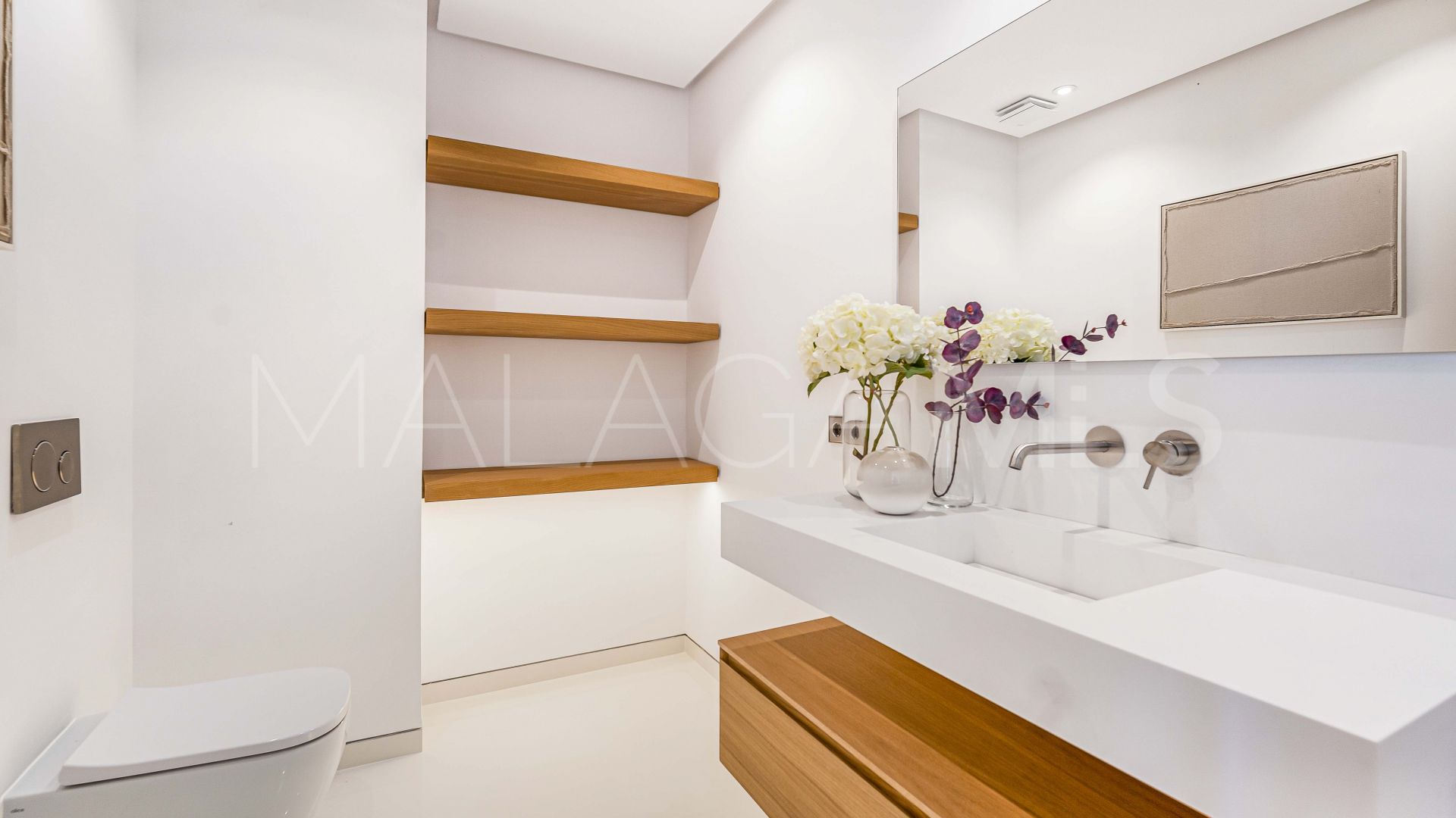 Buy Gray D'Albion 4 bedrooms apartment