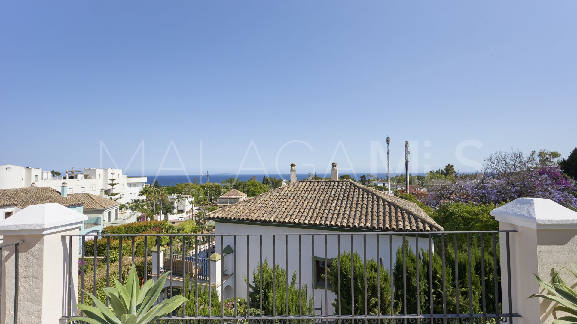 For sale town house in Marbelah Pueblo