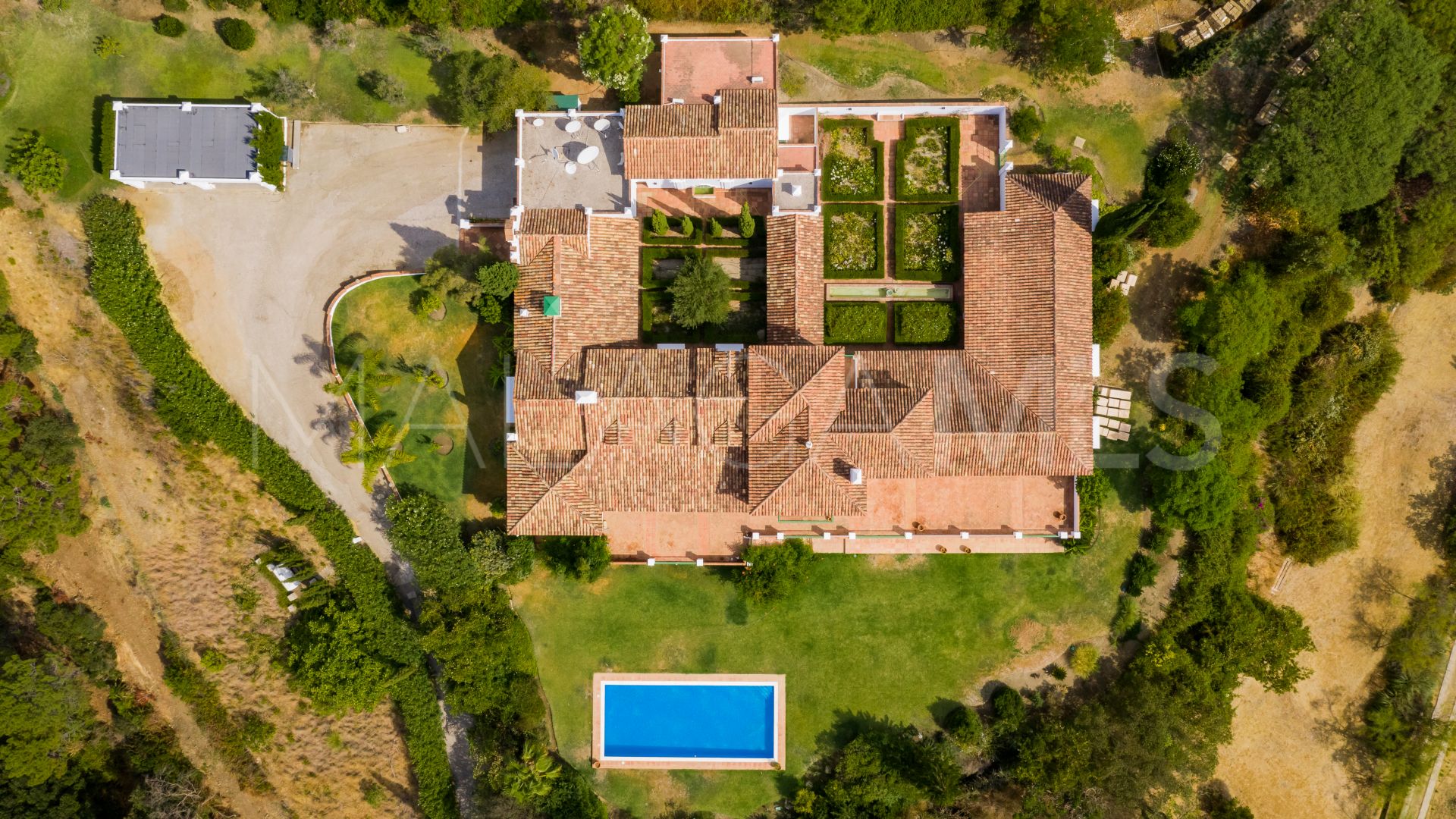 For sale villa with 10 bedrooms in El Velerin