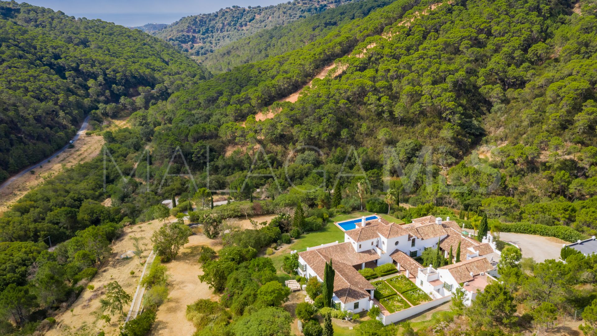 For sale villa with 10 bedrooms in El Velerin