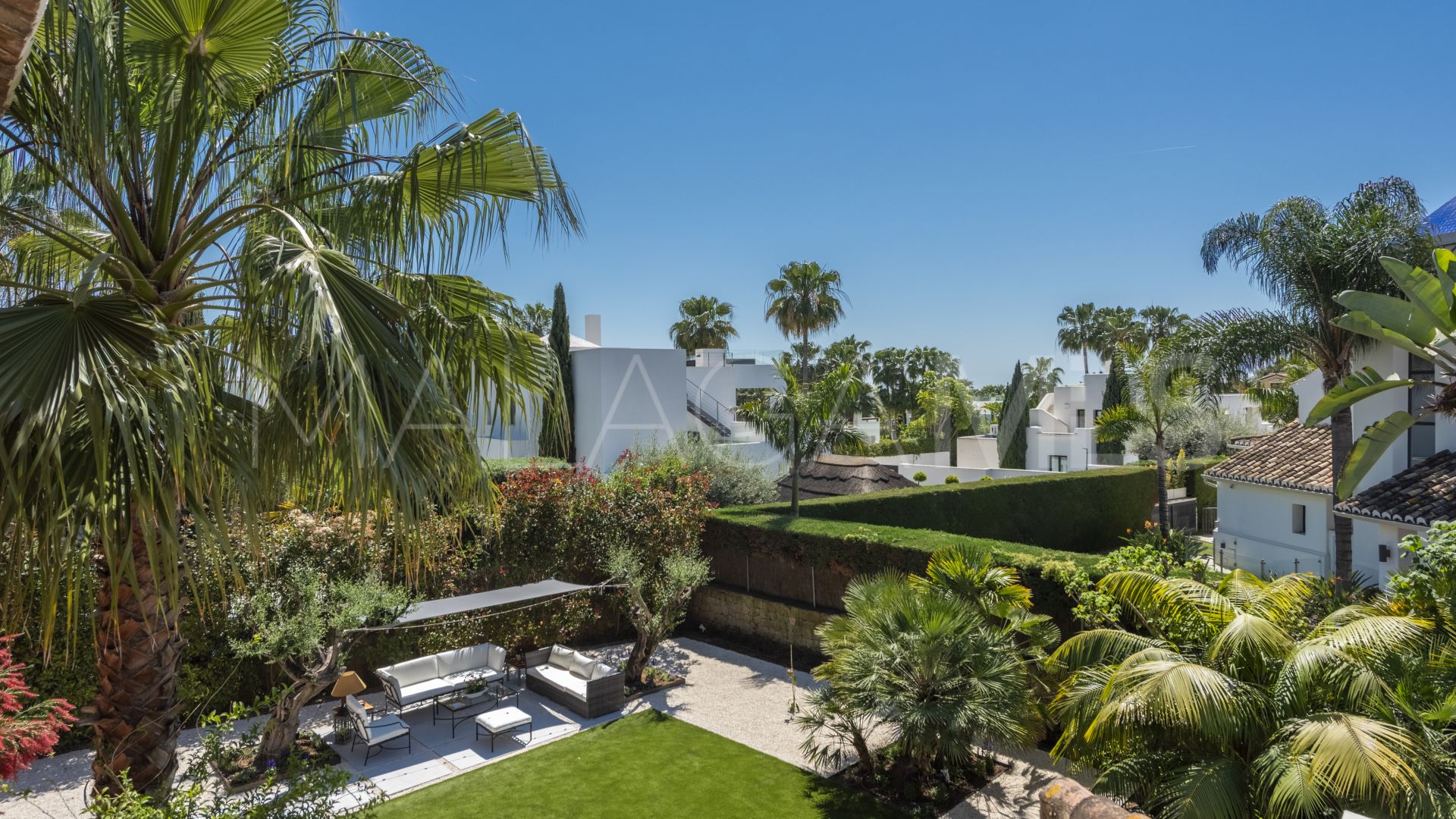 Villa for sale in Altos de Puente Romano