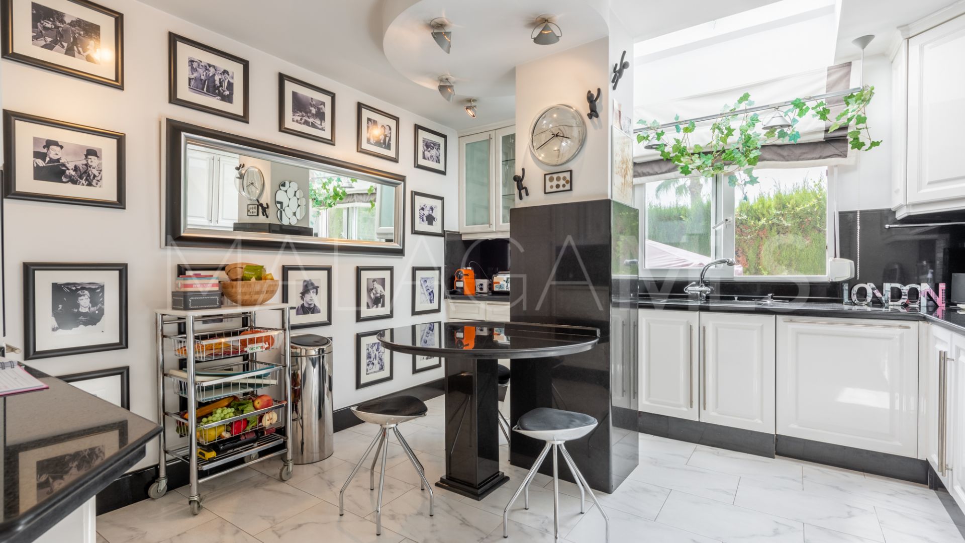 Se vende villa in Las Brisas