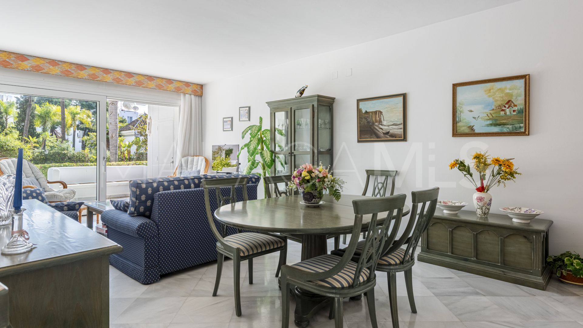 Se vende apartamento planta baja in Alhambra del Mar with 2 bedrooms