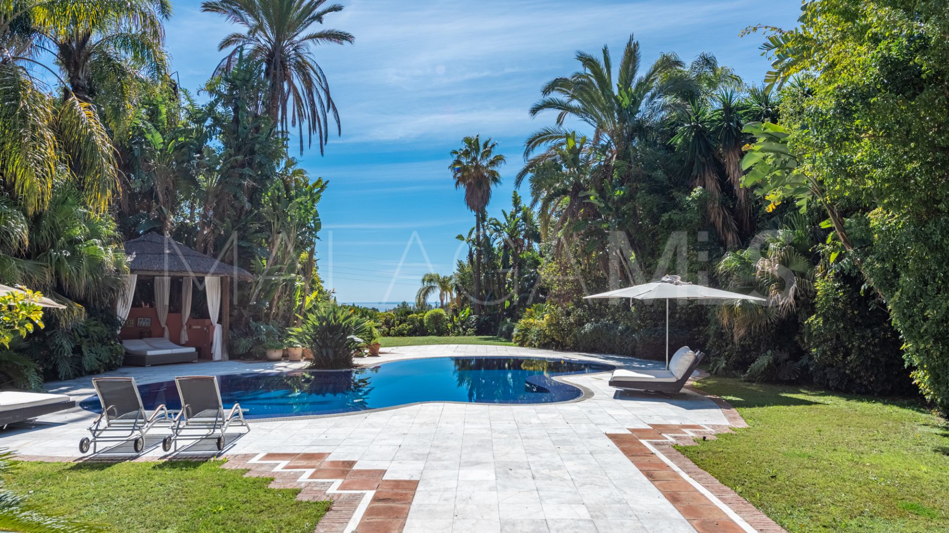 Villa for sale in Nagüeles