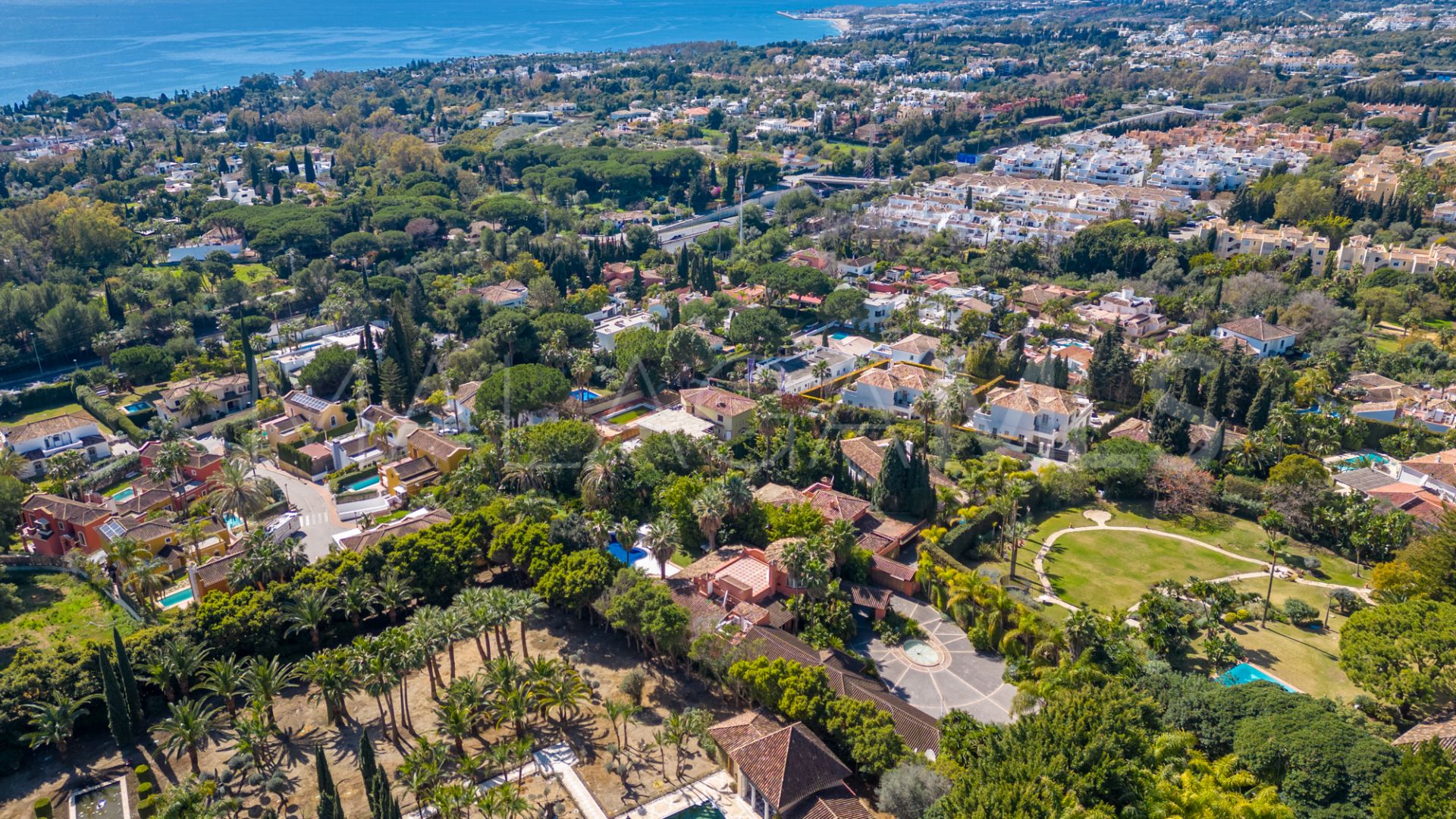 Villa for sale in Nagüeles