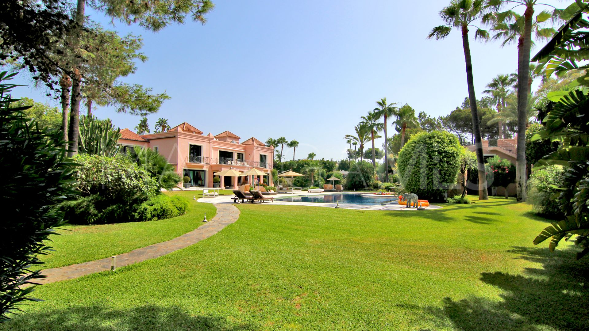Villa for sale in Paraiso Barronal