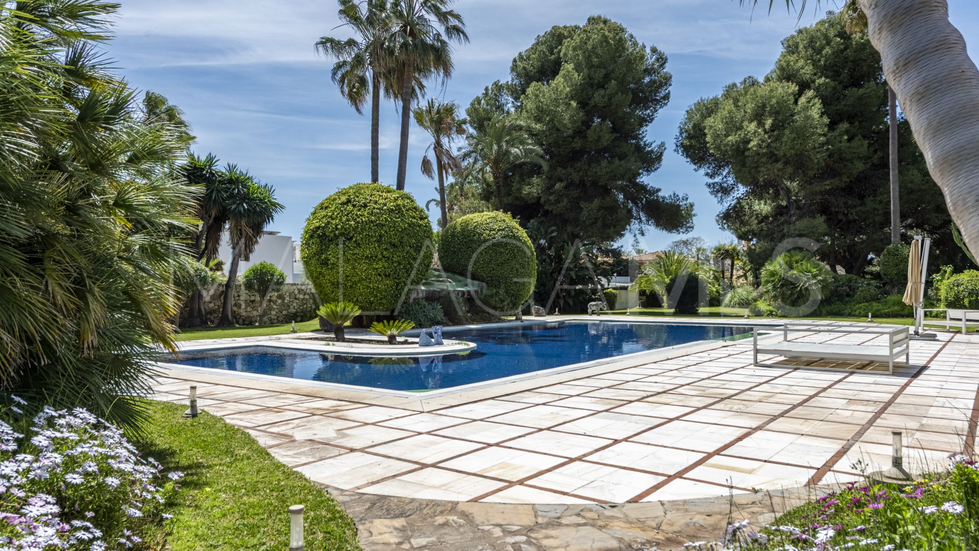 Villa for sale in Paraiso Barronal