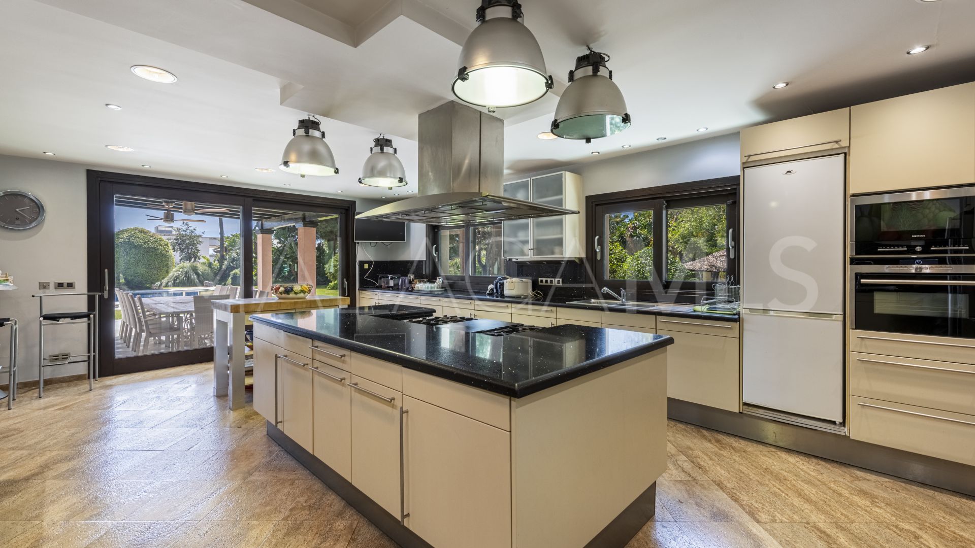 Villa for sale in Paraiso Barronal