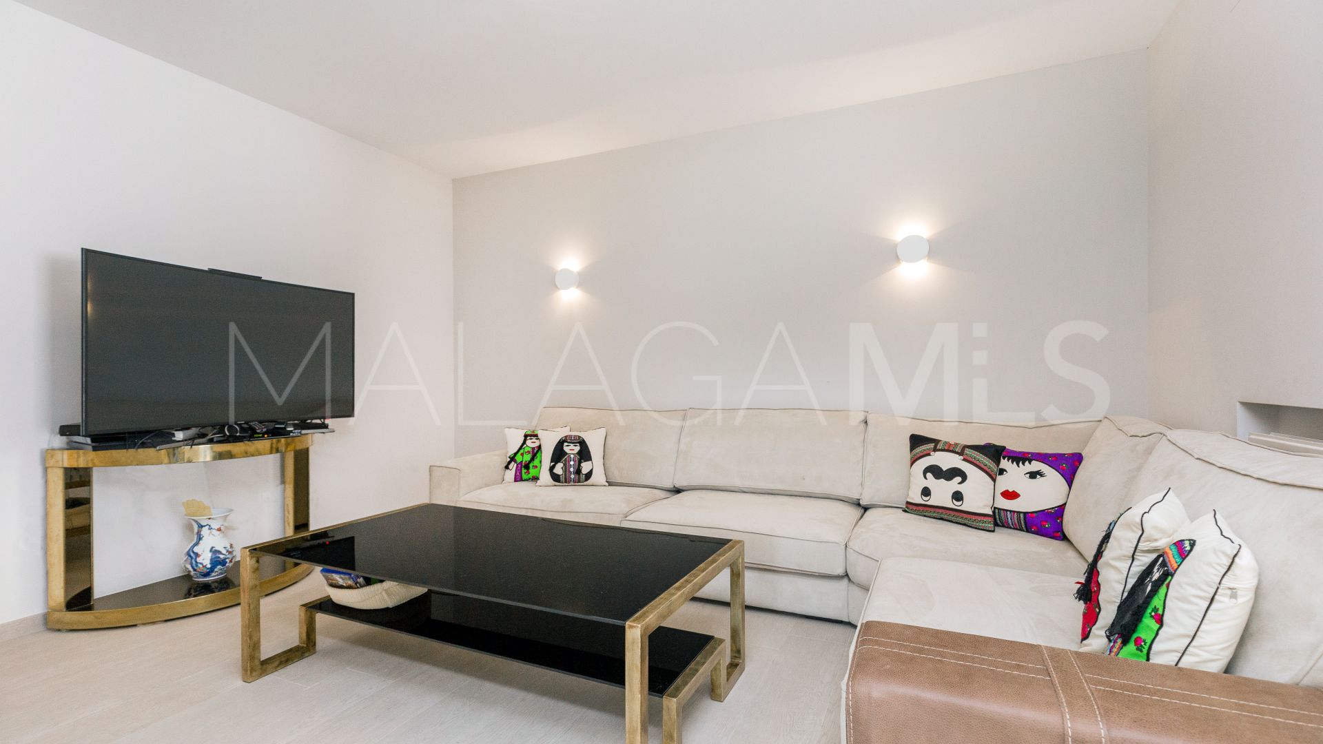 Buy Rio Real Golf villa