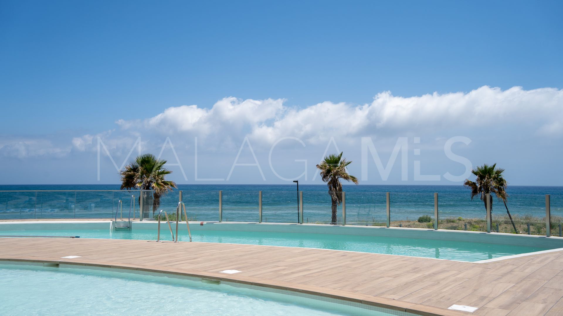 Atico for sale in Estepona Playa