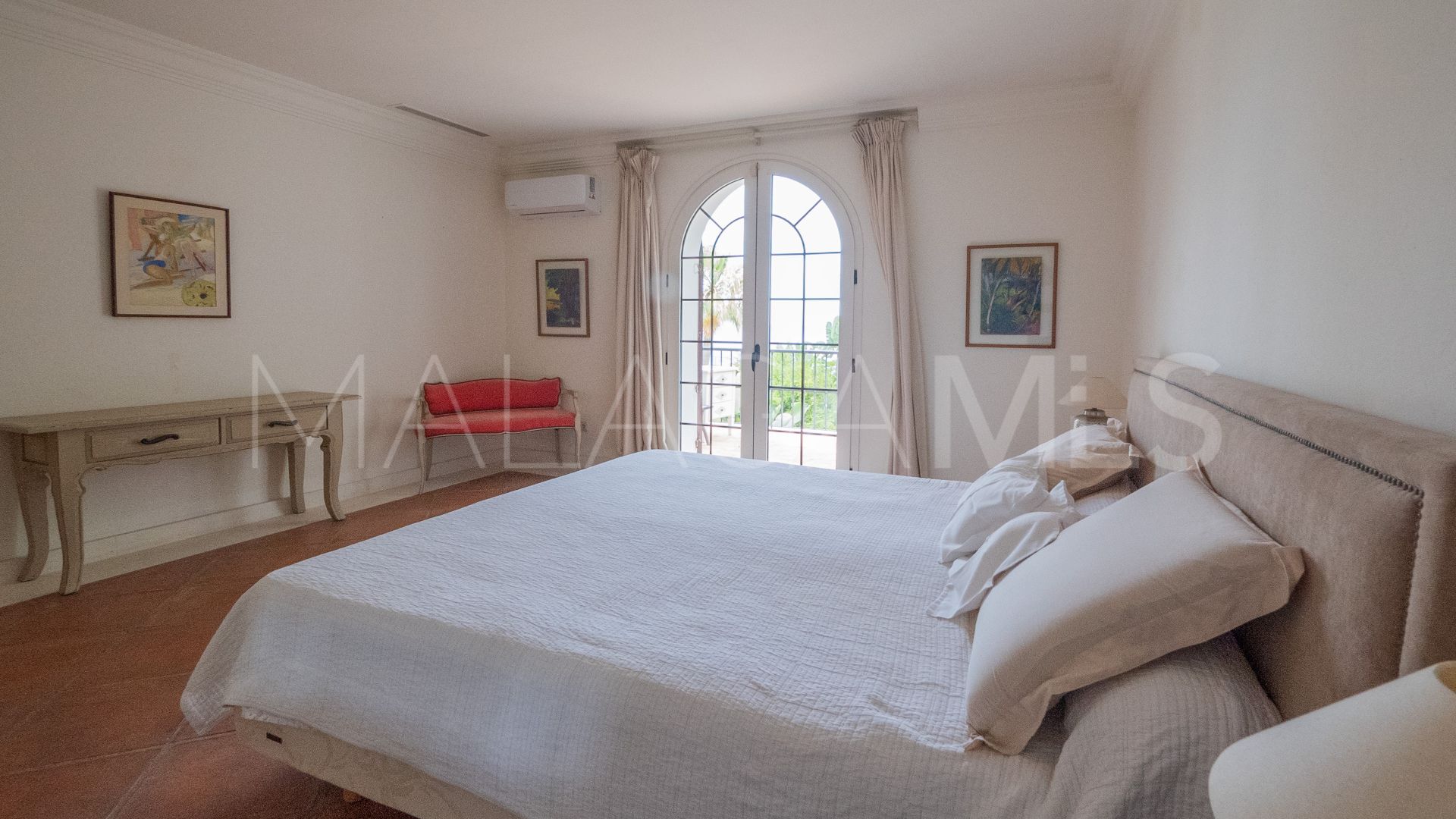 Villa for sale in Paraiso Barronal